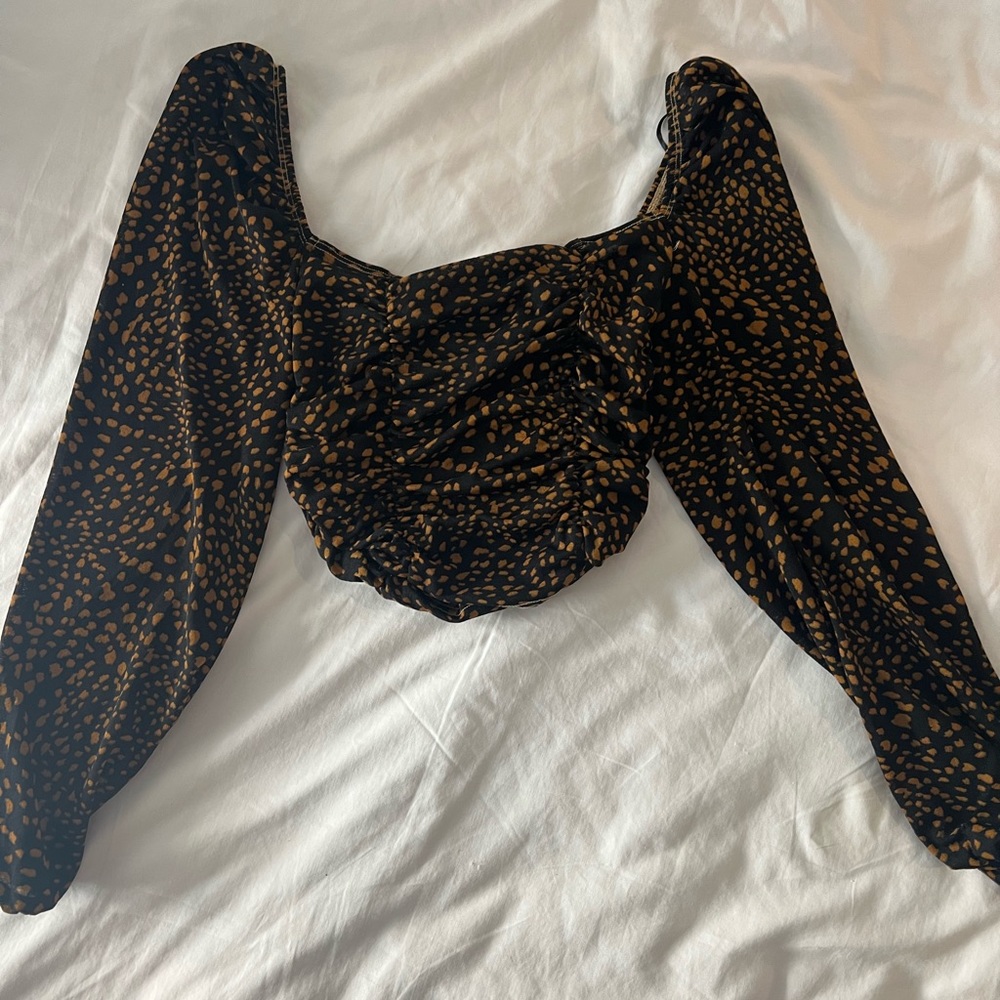Top shop long sleeve crop top!